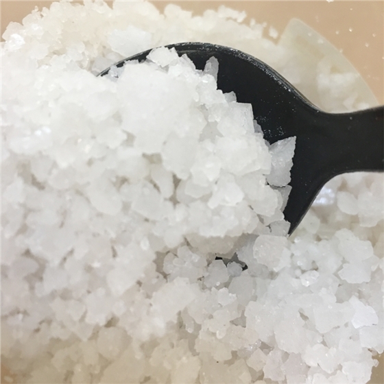 水(shuǐ)處(chù)理中(zhōng)工業鹽的(de)作用(yòng)